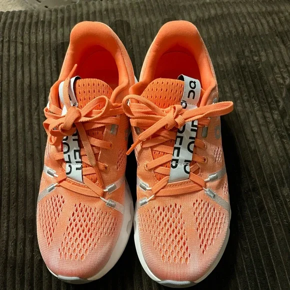 On Cloud Running Women's Orange Running Shoes - Picture 9 of 9